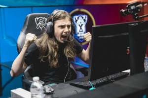 Twitch подала в суд на профессионального игрока в League of Legends Кирилла Малофеева