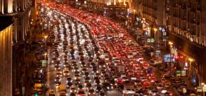 Модификация автопилота роботакси для движения по изолированным полосам