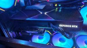 Пользователь поставил в ПК с Nvidia RTX 5090 видеокарту RTX 3050 для запуска старых игр с 32-битной технологией PhysX